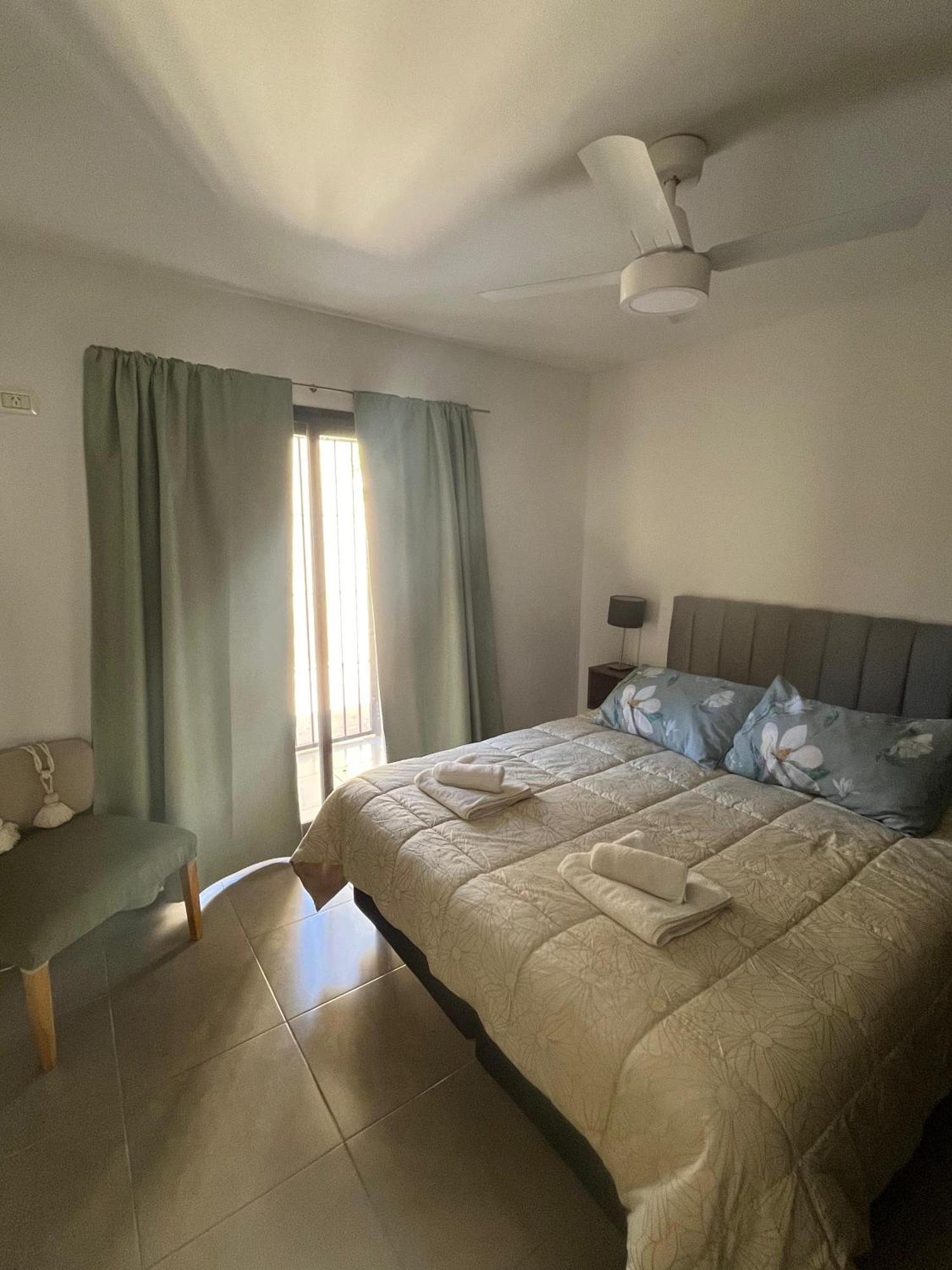 Апартаменты Luminoso Departamento En Zona Residencial Мендоса Экстерьер фото